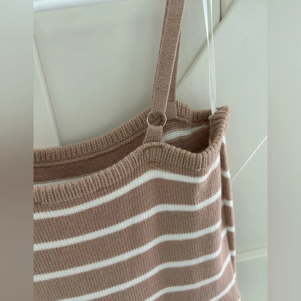 Striped Beige and White Maxi Dress - Picture 6 of 8